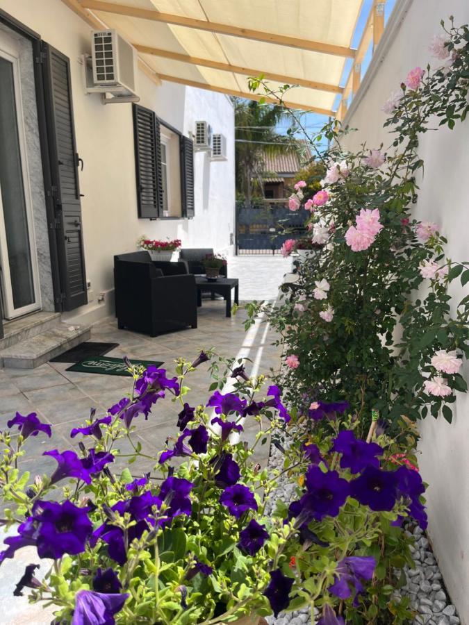 Il Villino Di Nonna Domenica Villa เลชเช ภายนอก รูปภาพ